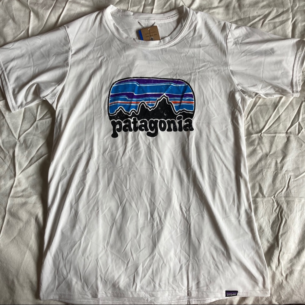 NEW PATAGONIA White T-Shirt